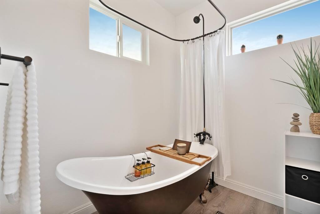 Beautiful Newly Remodeled Home, Near Jt Park Joshua Tree Ngoại thất bức ảnh
